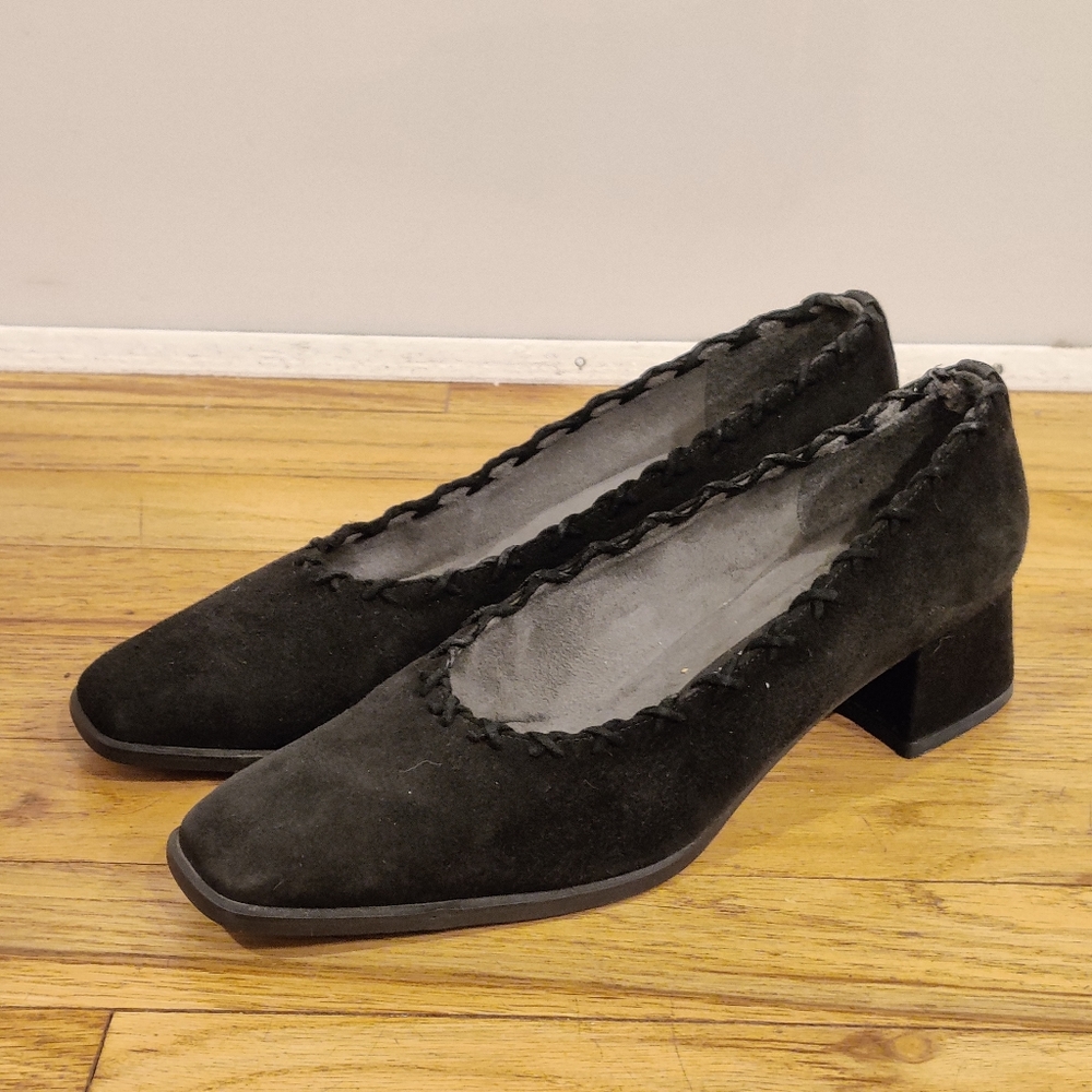 Stuart Weitzman Square Toe Shoes - image 2